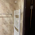Royal Towers Thea Apartment, Modern Renovated Bathroom Апартаменти *