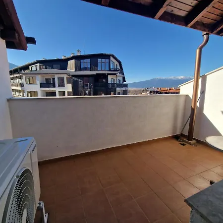 Royal Towers Thea Apartment, Modern Renovated Bathroom Daire *