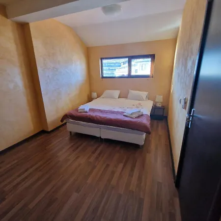 Daire Royal Towers Thea Apartment, Modern Renovated Bathroom Bansko