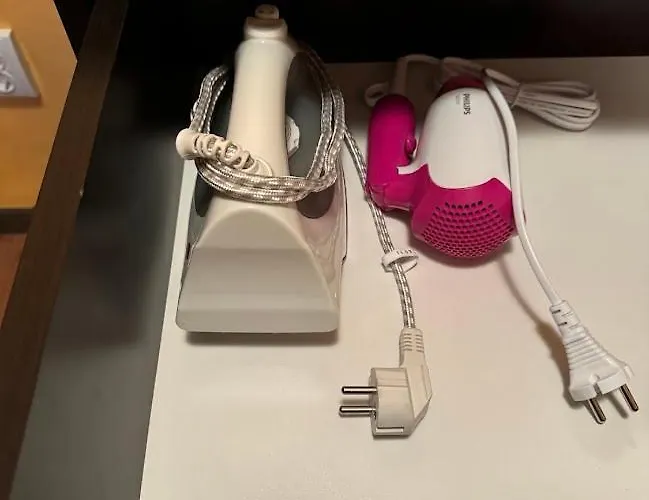 Royal Towers Thea Apartment, Modern Renovated Bathroom Apartment